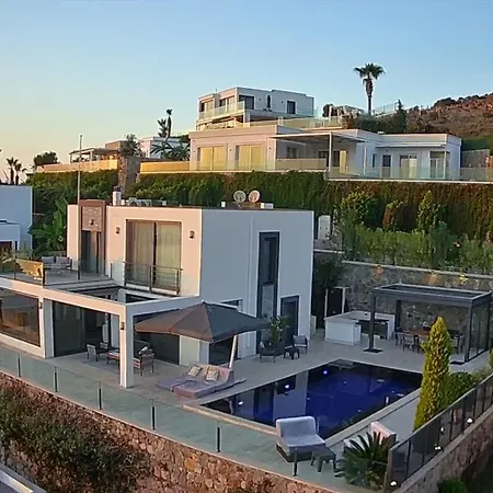 Aylinda With Private Heated Pool Willa Bodrum