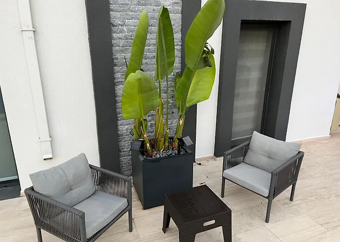 Villa Aylinda With Private Heated Pool