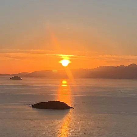 Aylinda With Private Heated Pool ヴィラ